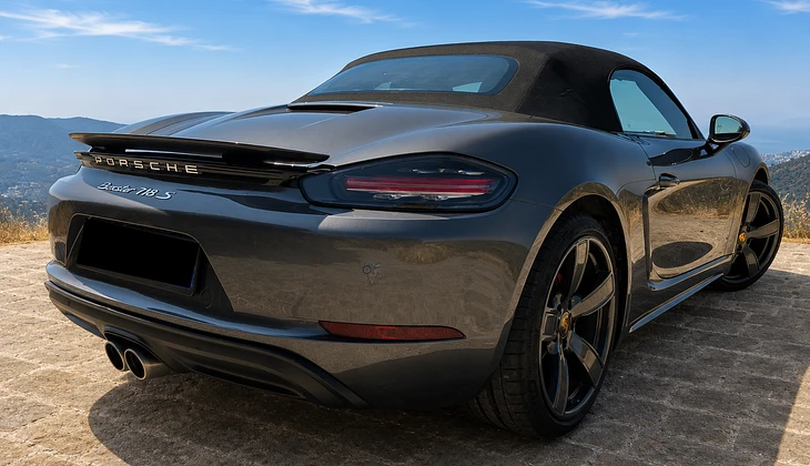 location-PORSCHE-Nice-roadstr