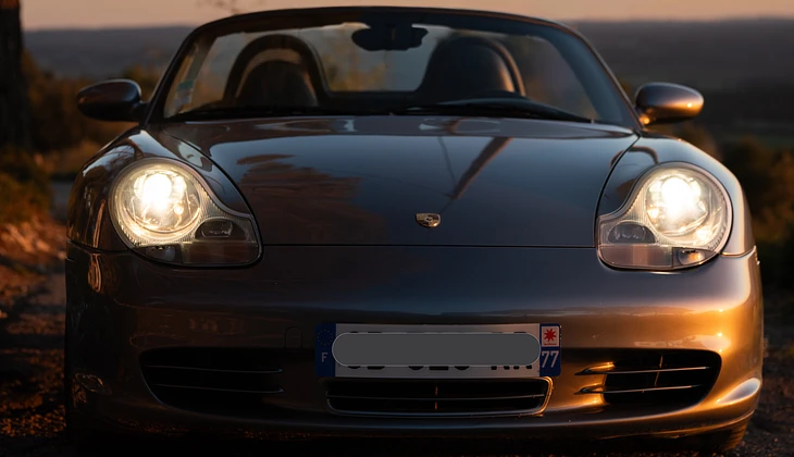 location-PORSCHE-Aix-en-Provence-roadstr