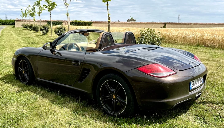location-PORSCHE-Tours-roadstr
