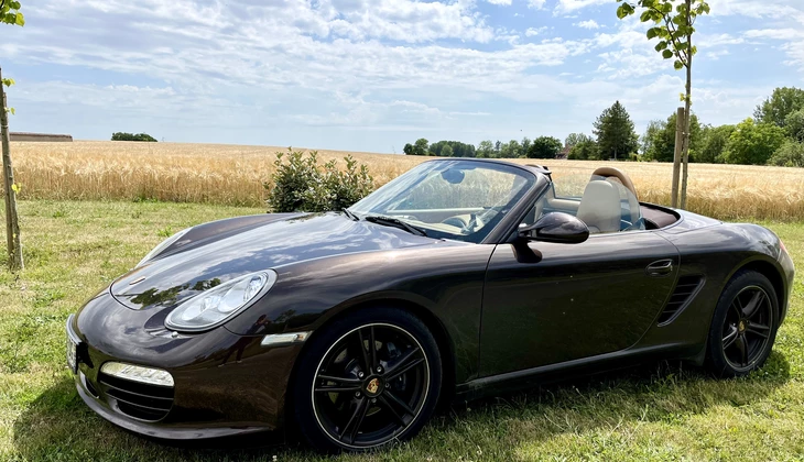location-PORSCHE-Tours-roadstr
