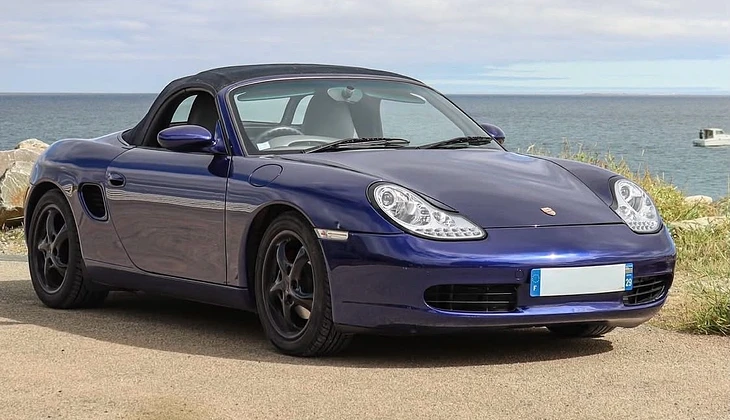 location-PORSCHE-Tréméoc-roadstr