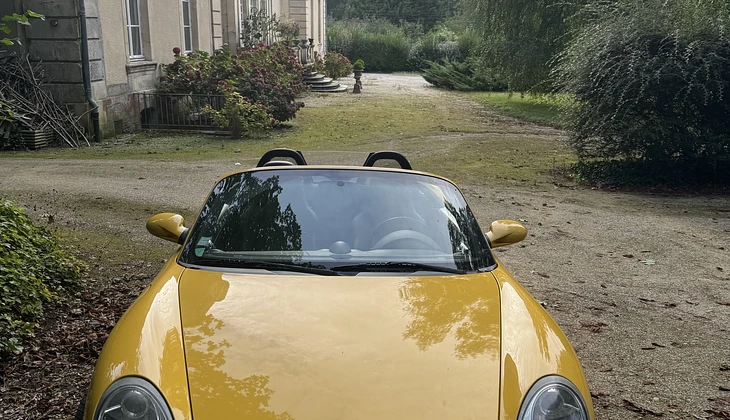 location-PORSCHE-Valambray-roadstr