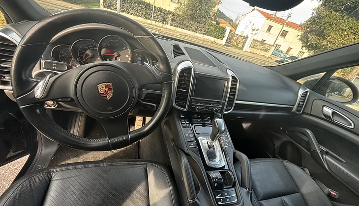 location-PORSCHE-Corte-roadstr