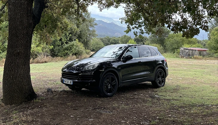 location-PORSCHE-Corte-roadstr