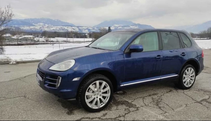 location-PORSCHE-Bonneville-roadstr