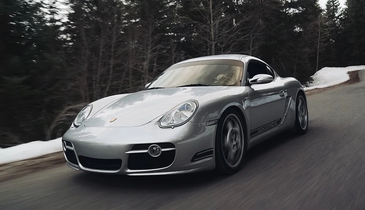location-PORSCHE-Saint-Béron-roadstr