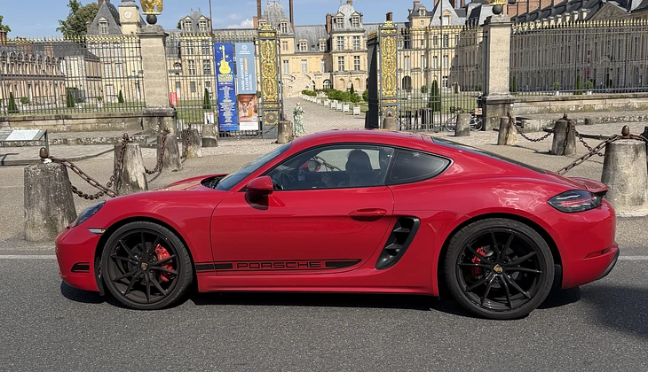 location-PORSCHE-Boulogne-Billancourt-roadstr