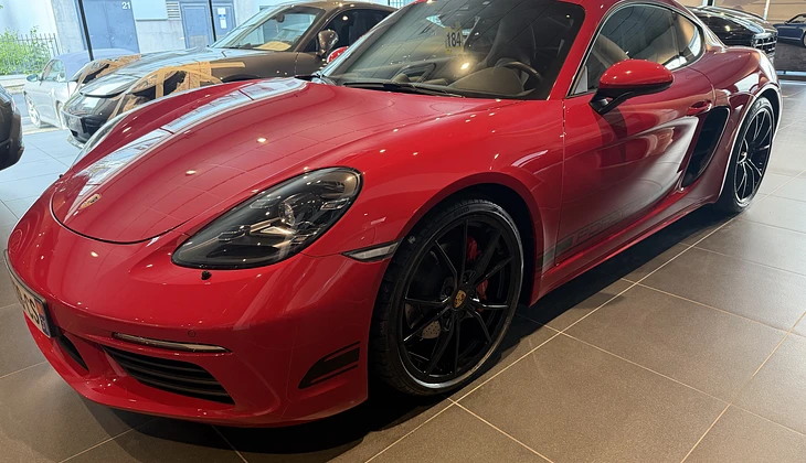 location-PORSCHE-Boulogne-Billancourt-roadstr