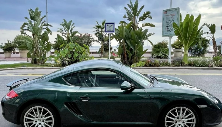 location-PORSCHE-Cannes-roadstr