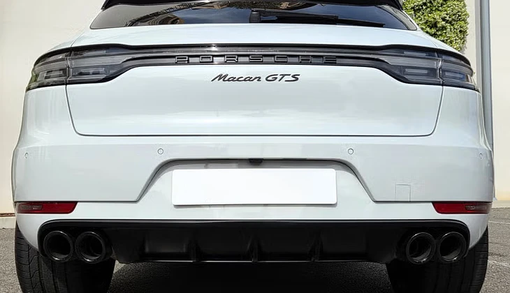 location-PORSCHE-Chartres-roadstr