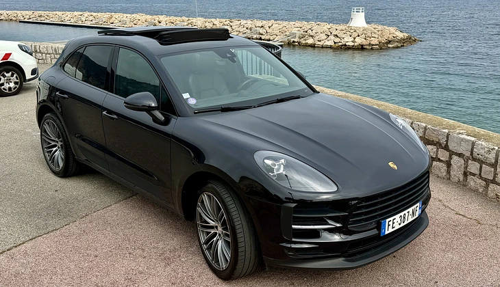 location-PORSCHE-Nice-roadstr