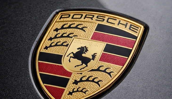 location-PORSCHE-Domont-roadstr