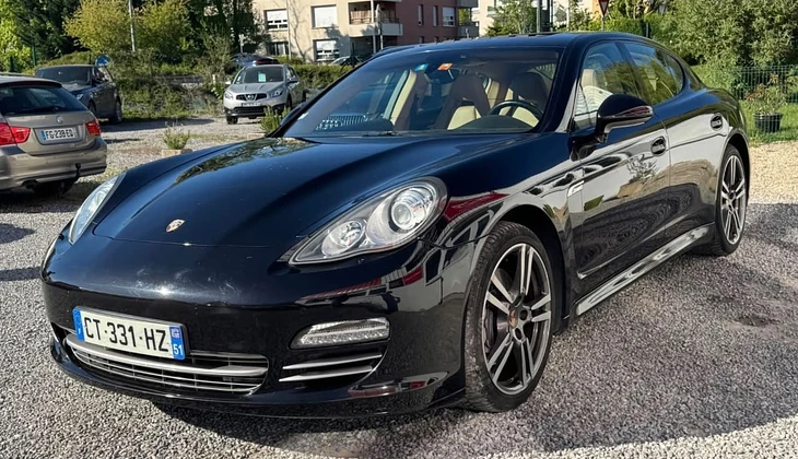 location-PORSCHE-Lyon-roadstr