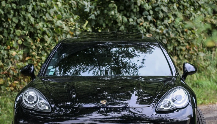 location-PORSCHE-Niort-roadstr