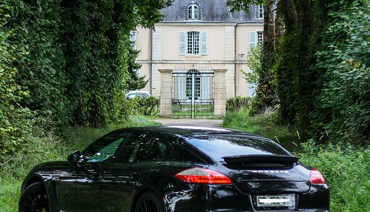 location-PORSCHE-Niort-roadstr