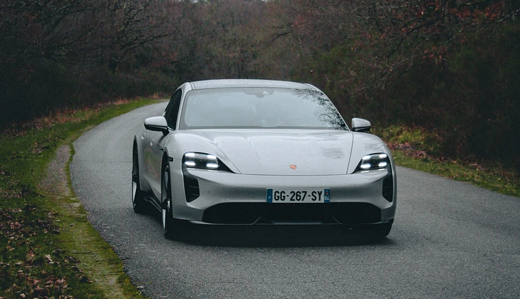location-PORSCHE-Toulouse-roadstr