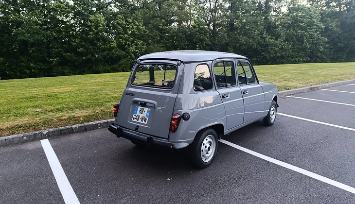 location-RENAULT-Guichen-roadstr
