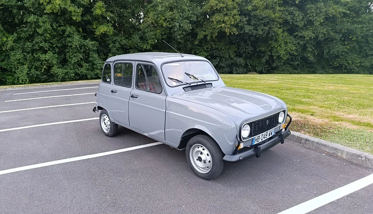location-RENAULT-Guichen-roadstr
