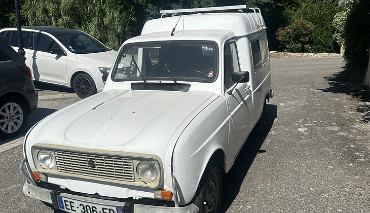 location-RENAULT-Marignane-roadstr