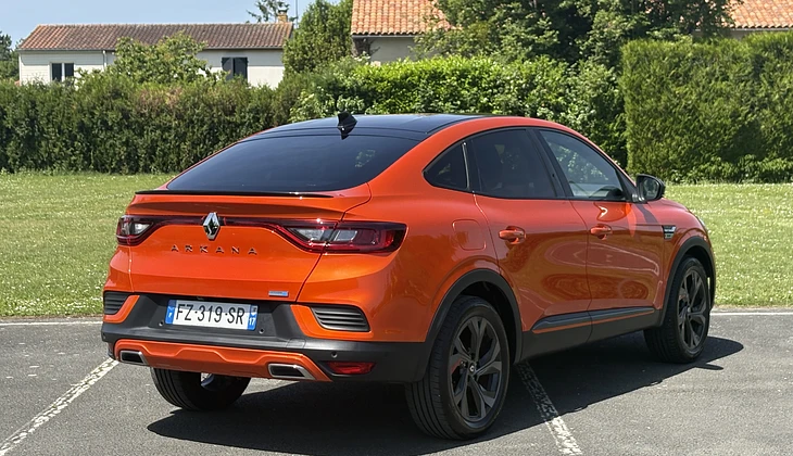 location-RENAULT-Poitiers-roadstr