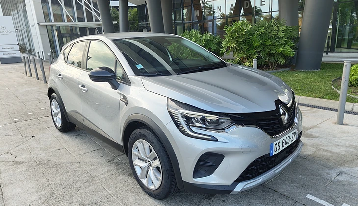 location-RENAULT-Nice-roadstr