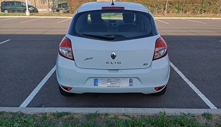 location-RENAULT-Chanteloup-les-Vignes-roadstr