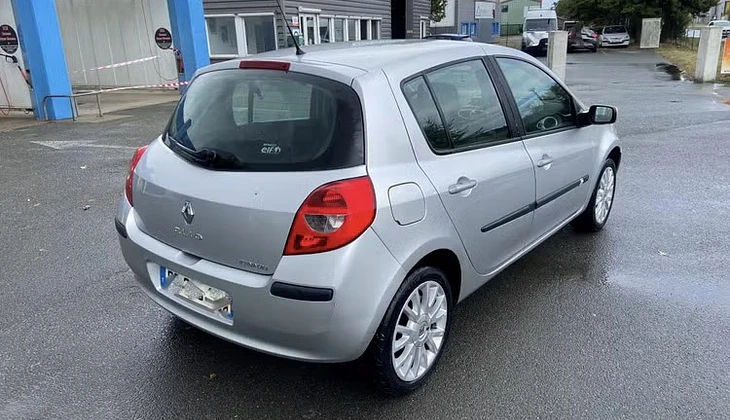 location-RENAULT-Cholet-roadstr