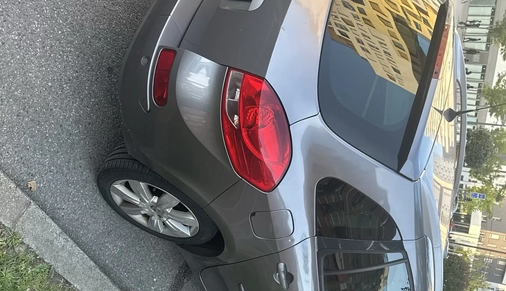 location-RENAULT-Évry-Courcouronnes-roadstr