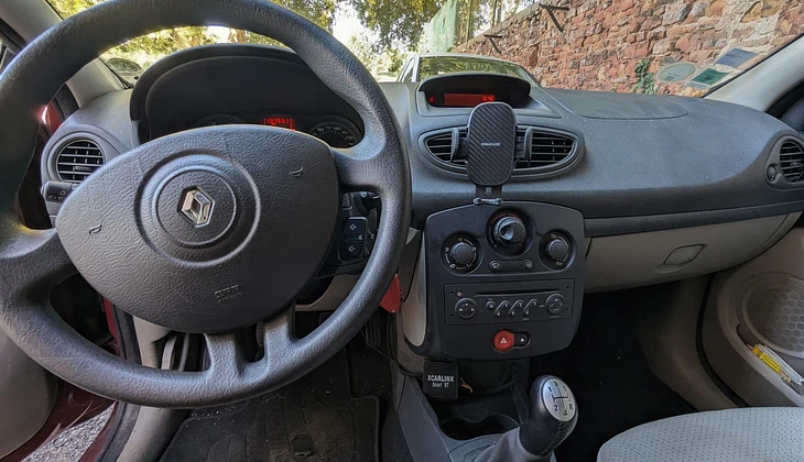 location-RENAULT-Lyon-roadstr