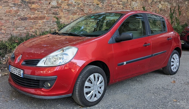 location-RENAULT-Lyon-roadstr