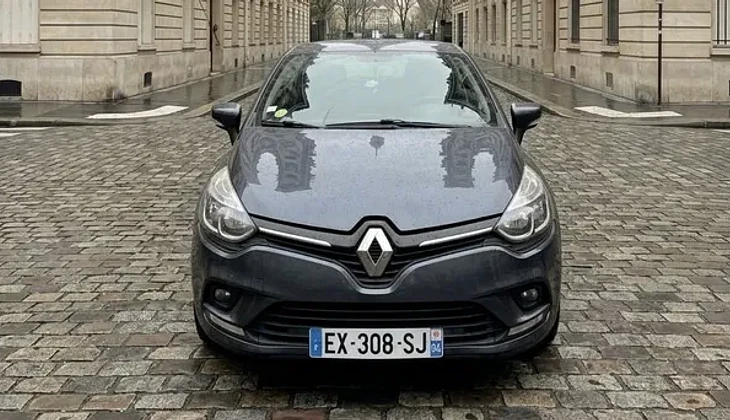 location-RENAULT-Cachan-roadstr