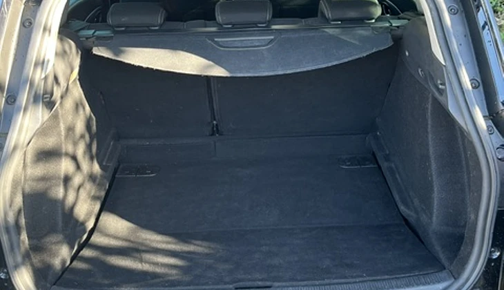 location-RENAULT-Saint-Genix-les-Villages-roadstr