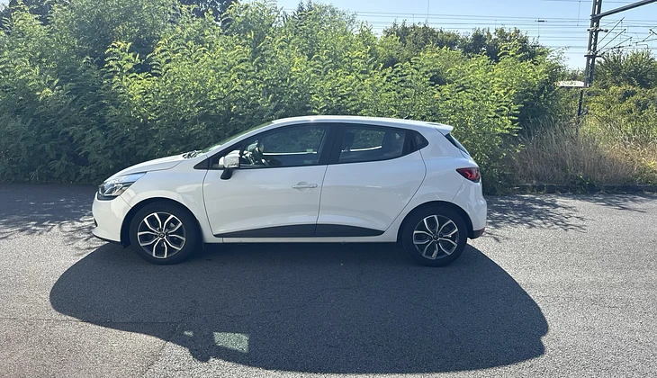 location-RENAULT-Metz-roadstr