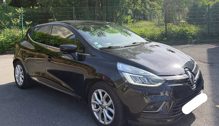 location-RENAULT-Moissy-Cramayel-roadstr