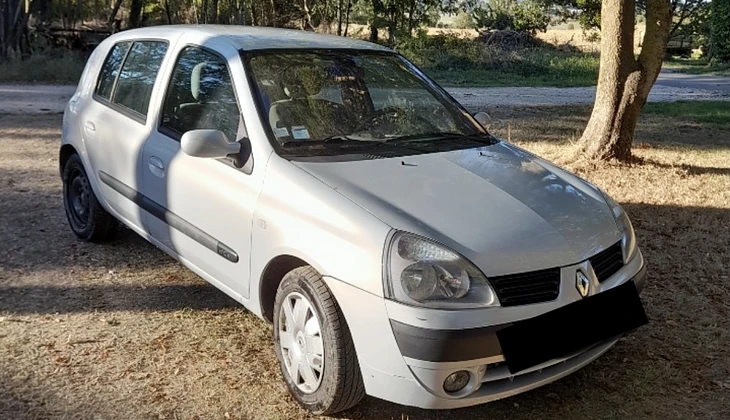location-RENAULT-Bias-roadstr