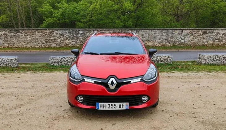 location-RENAULT-Melun-roadstr