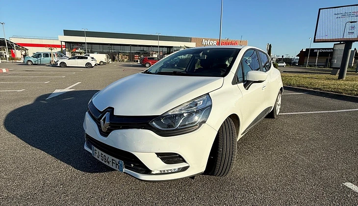 location-RENAULT-Pessac-roadstr