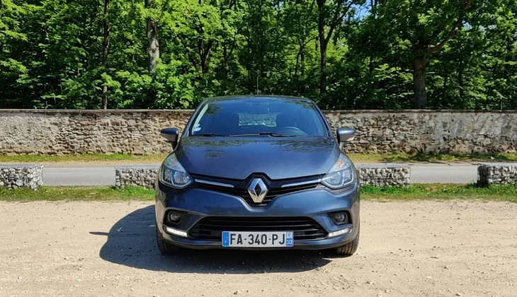 location-RENAULT-Melun-roadstr