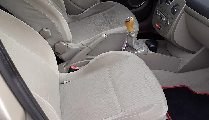 location-RENAULT-Montpellier-roadstr