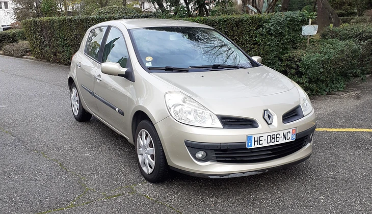 location-RENAULT-Montpellier-roadstr