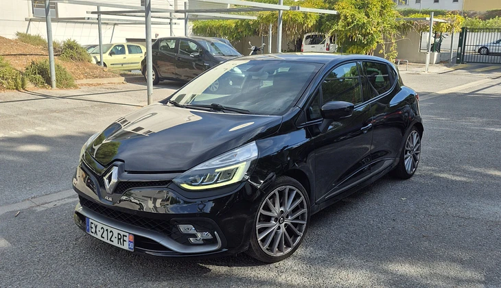 location-RENAULT-Montpellier-roadstr