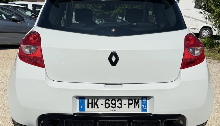 location-RENAULT-Sillingy-roadstr