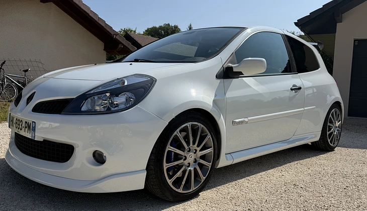 location-RENAULT-Sillingy-roadstr