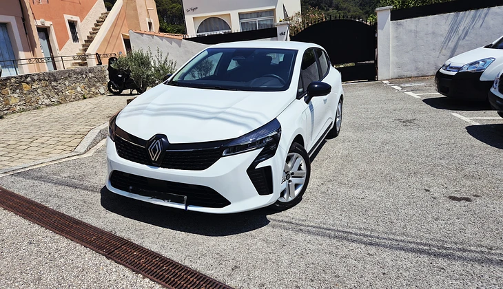 location-RENAULT-Nice-roadstr