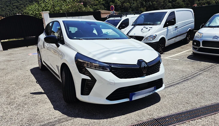 location-RENAULT-Nice-roadstr