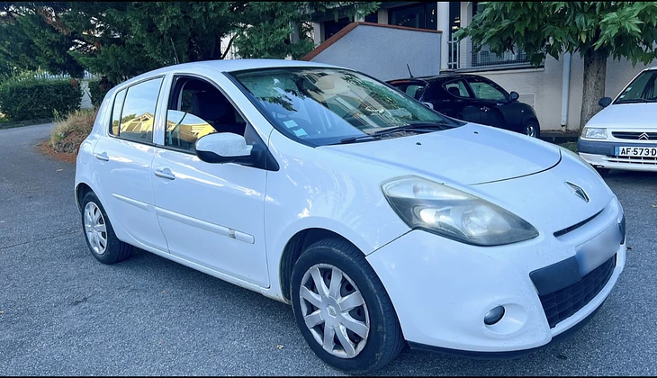 location-RENAULT-Castanet-Tolosan-roadstr