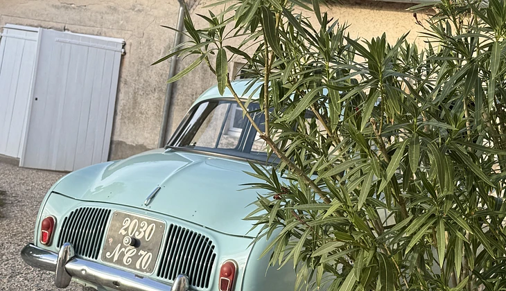 location-RENAULT-Saint-Cloud-roadstr