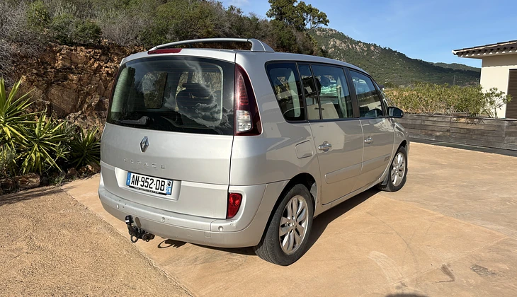 location-RENAULT-Conca-roadstr
