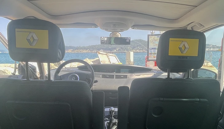 location-RENAULT-La Seyne-sur-Mer-roadstr