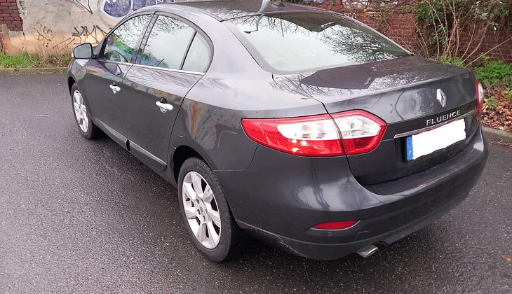 location-RENAULT-Lille-roadstr